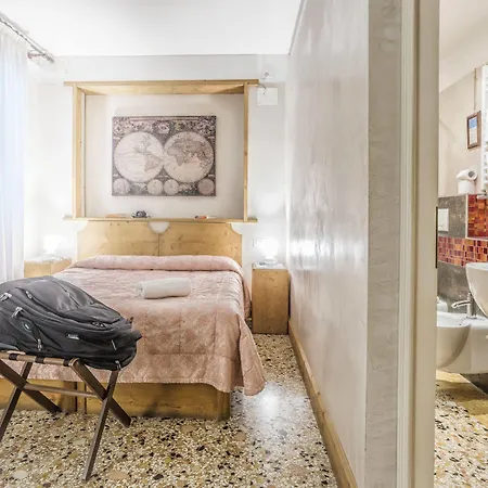 Hotel Locanda Bareteri 3*